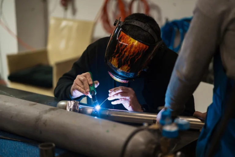 How Does Oxy Acetylene Cutting Work for Precision Applications