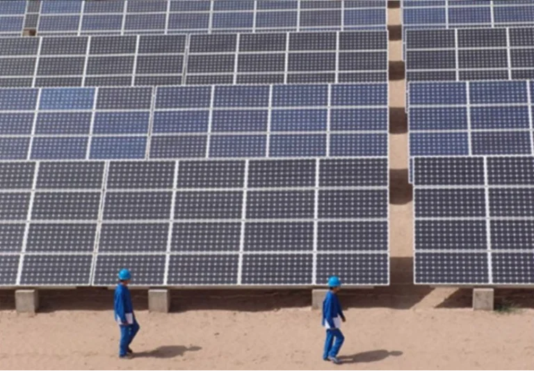 How to Choose a Ground Solar Mounting System for Utility-Scale PV Projects