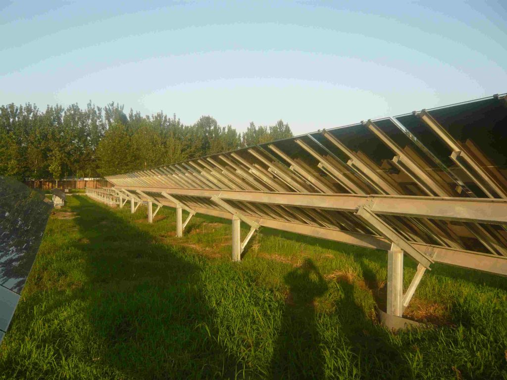stacked-c-shaped-steel-pile-sections